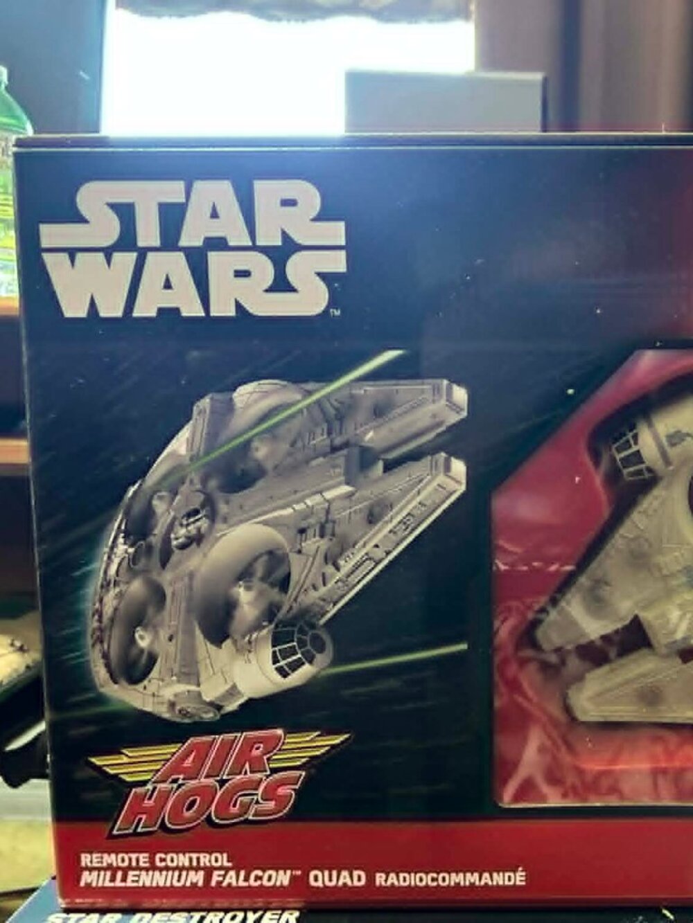 Star Wars  Air Hog "Millennium Falcon"
